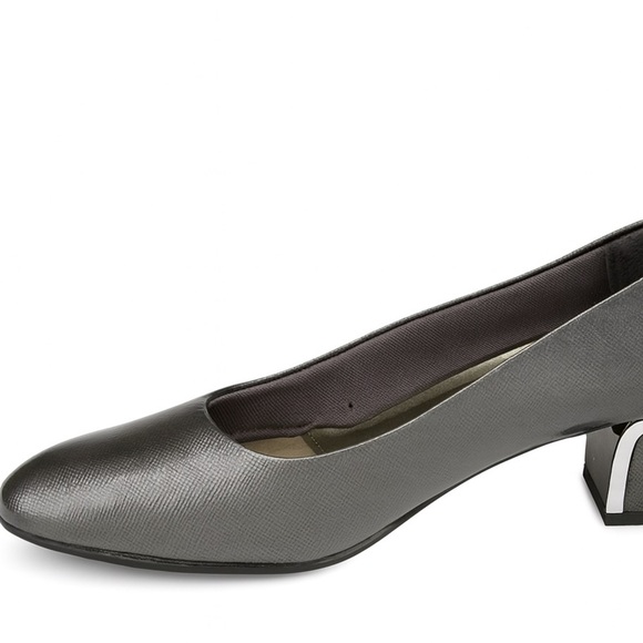 Soft Style by Hush Puppies Women’s Deanna Dress Pump Pewter Metallic 6 Wide NWOT - Picture 4 of 5